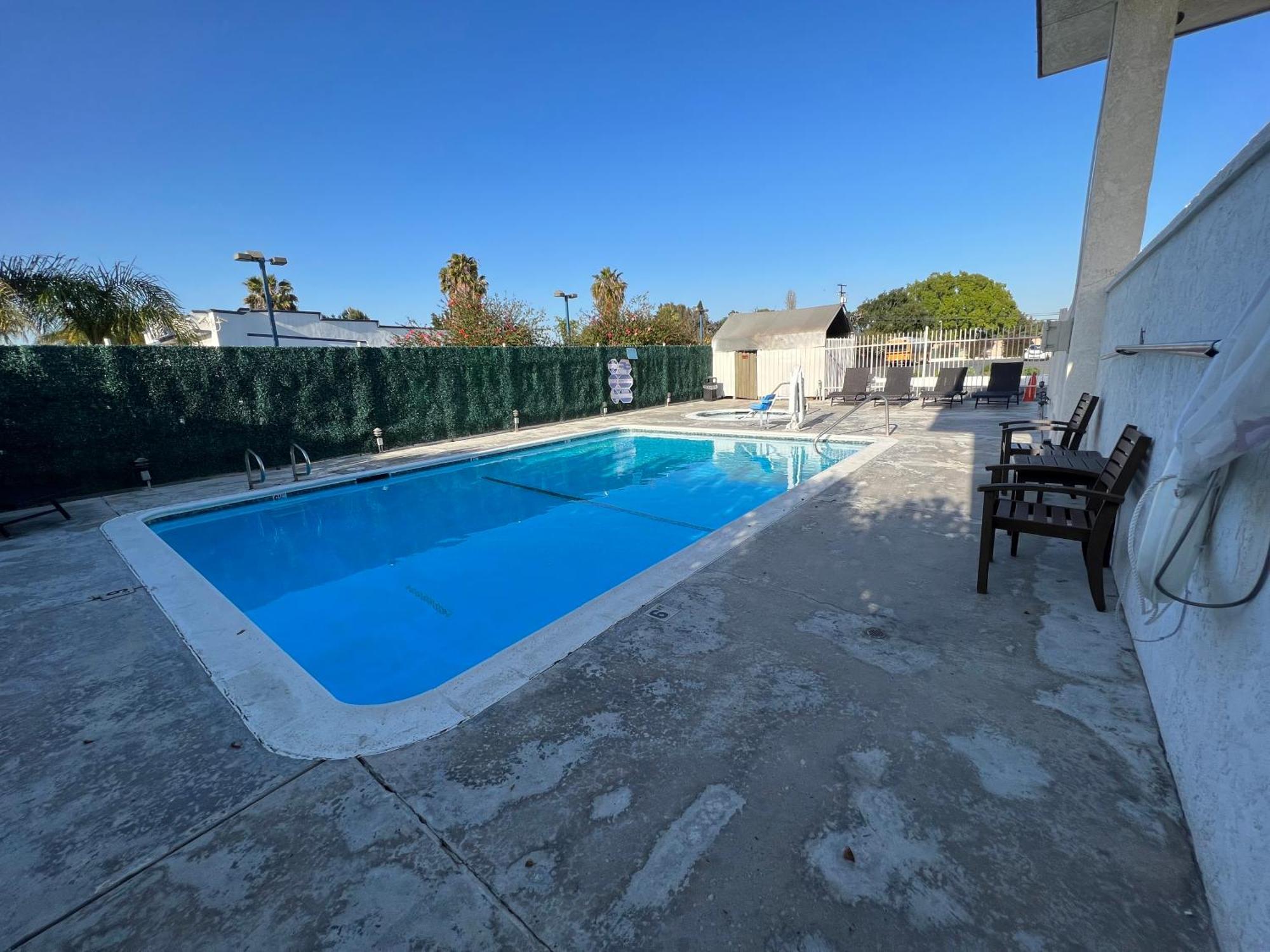 Hotel The Dixie Orange County à Stanton Extérieur photo
