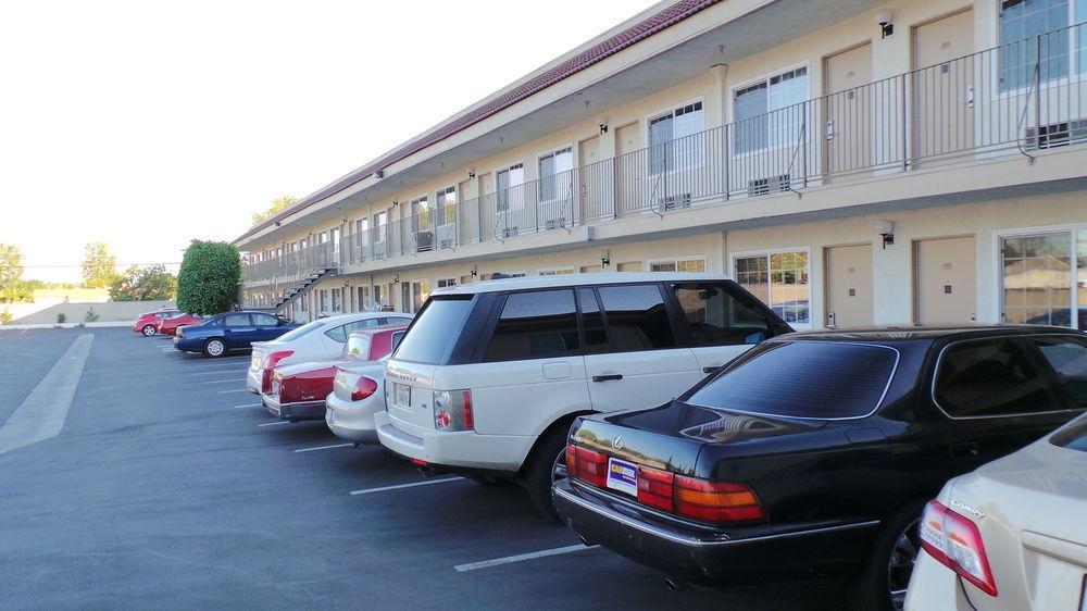 Hotel The Dixie Orange County à Stanton Extérieur photo